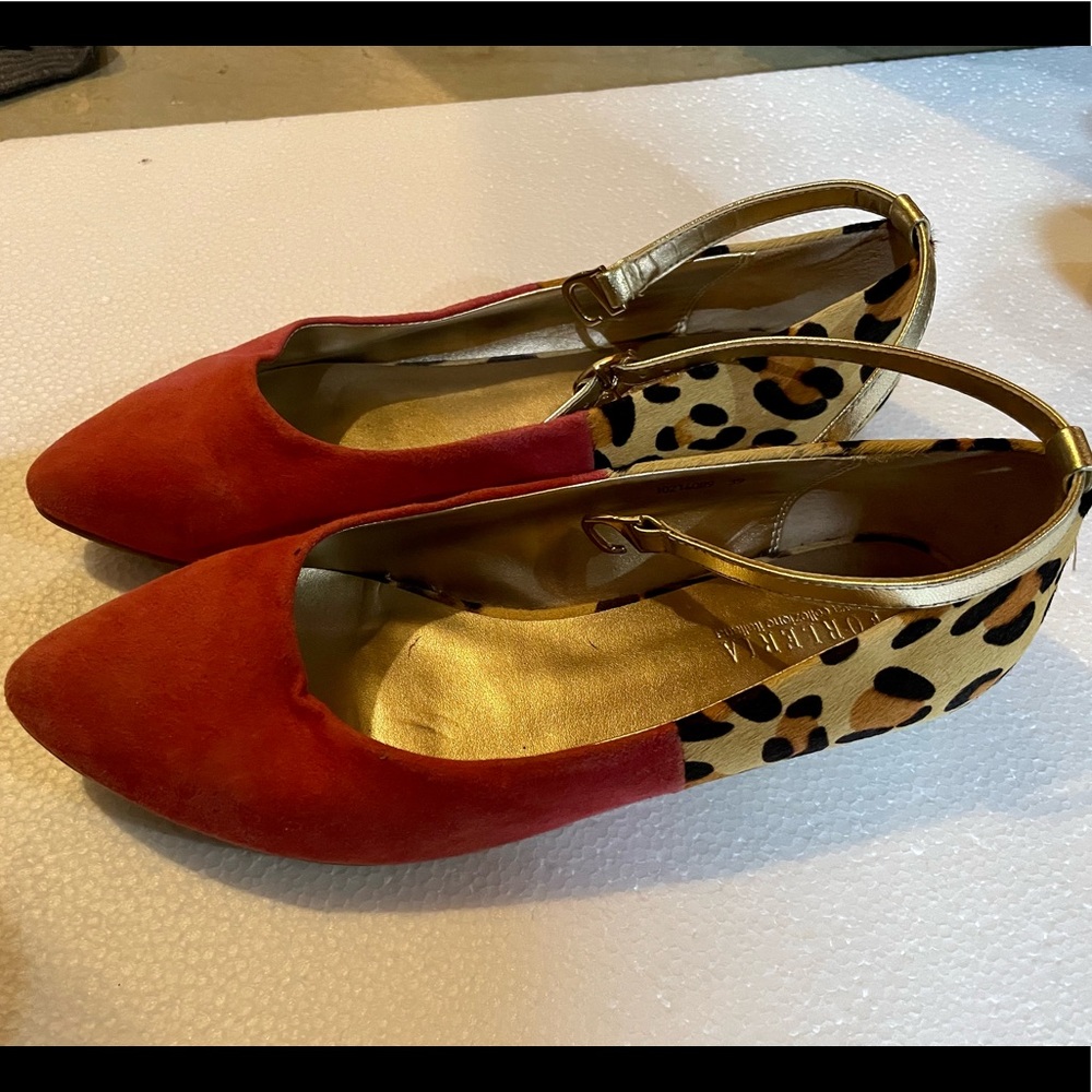 Flats with ankle strap